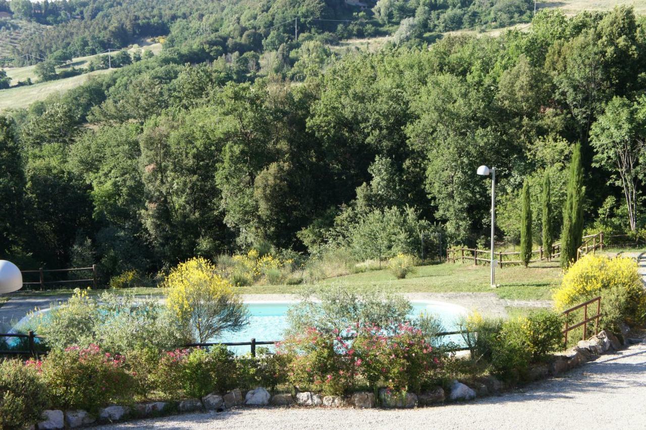 Villa Borgo La Fungaia Гамбаси Терме Екстериор снимка