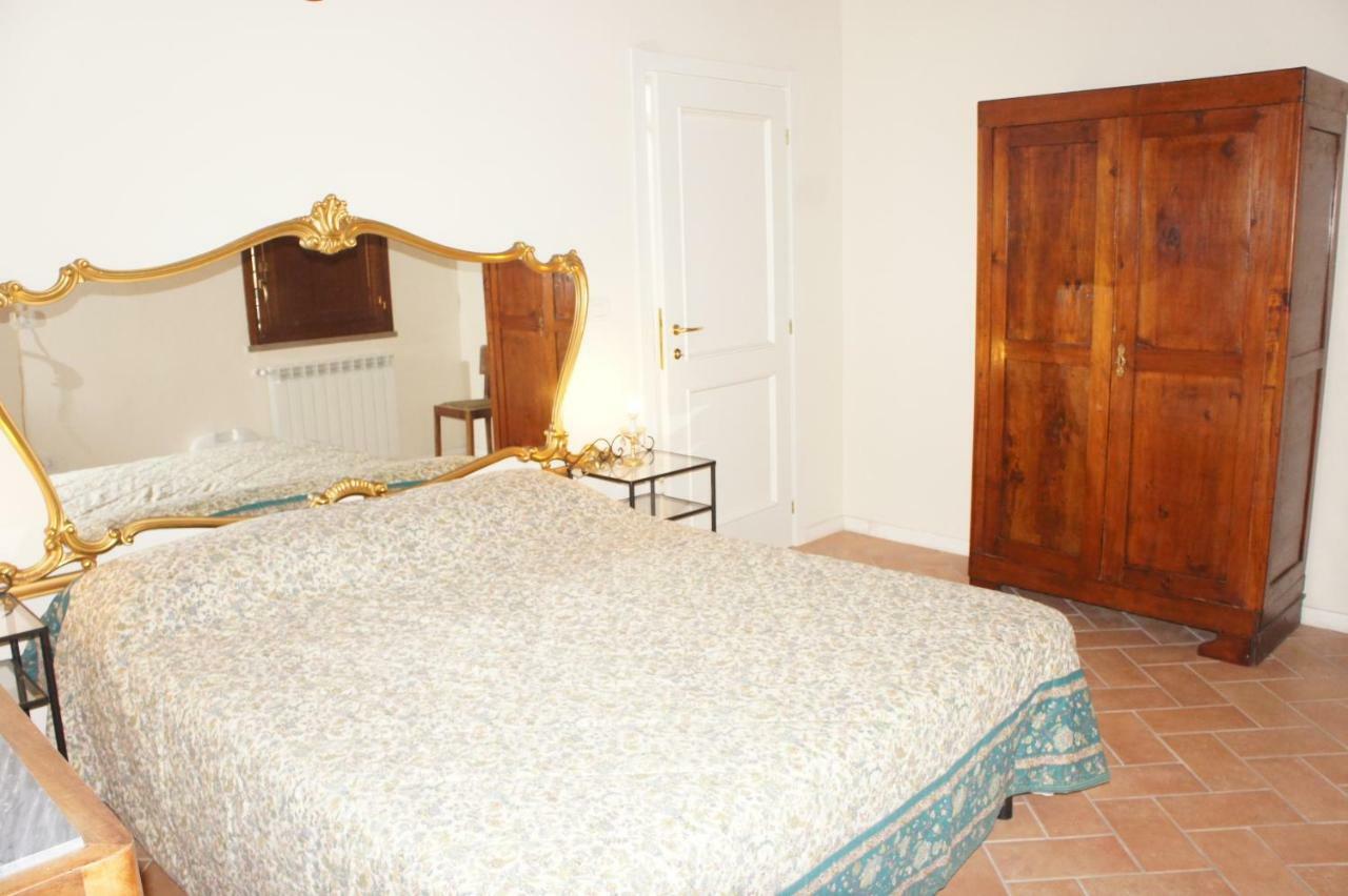 Villa Borgo La Fungaia Гамбаси Терме Екстериор снимка